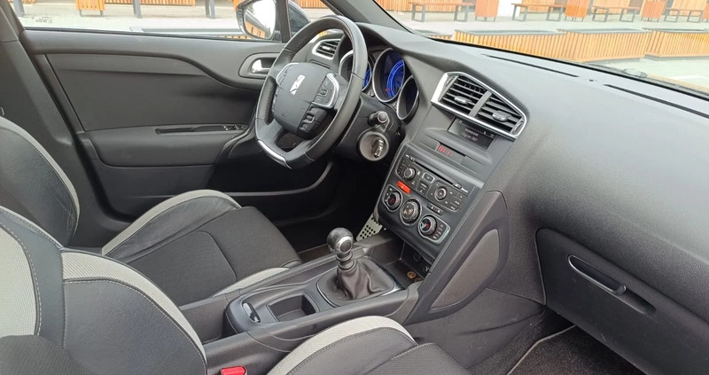 Citroen DS4 cena 33900 przebieg: 213010, rok produkcji 2014 z Gorlice małe 92